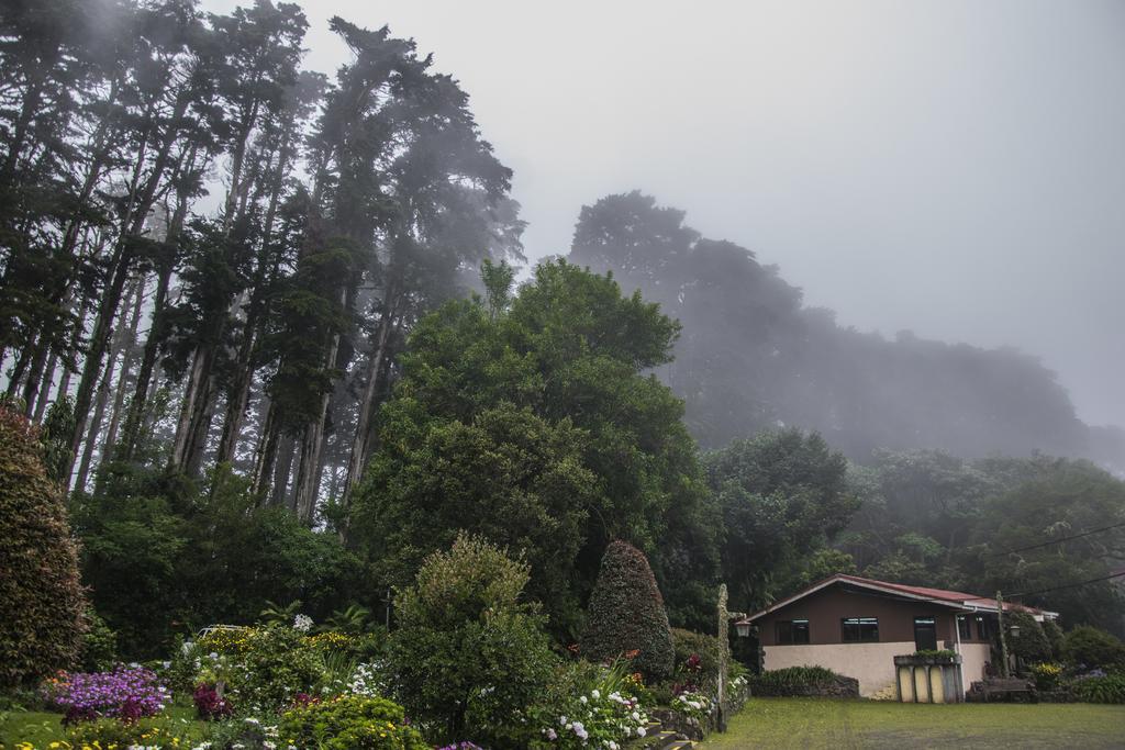 Hotel Chalet Tirol Heredia Ngoại thất bức ảnh